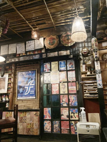 エスニック料理　店内　福井市　香花
